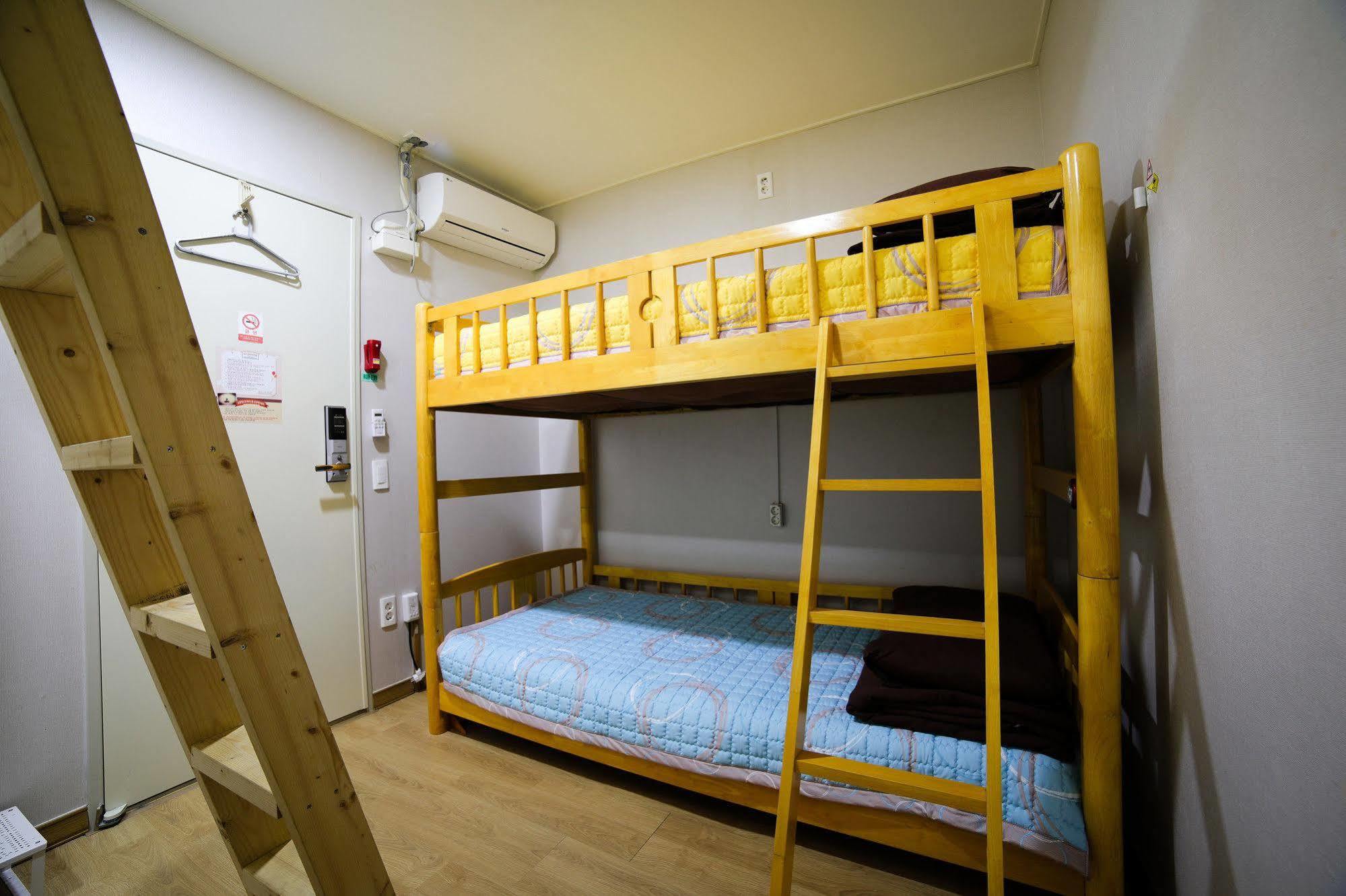 Sopoong Guesthouse Pusan Zewnętrze zdjęcie